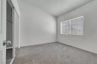 Photo #6: 2480247 Listing 