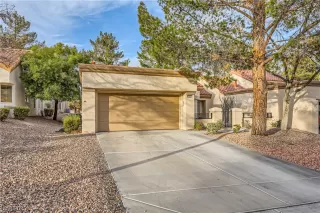Photo #4: 2480251 Listing