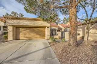 Photo #6: 2480251 Listing
