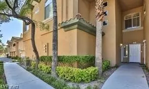 Photo #2: 2480276 Listing 