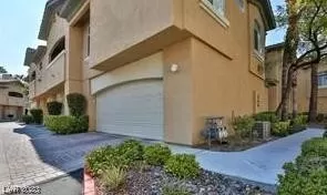 Photo #3: 2480276 Listing 