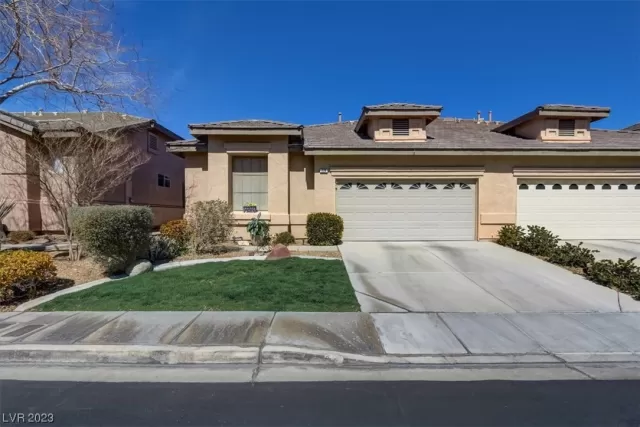 MLS: 2480324 Condo For Sale