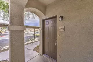 Photo #2: 2480342 Listing 