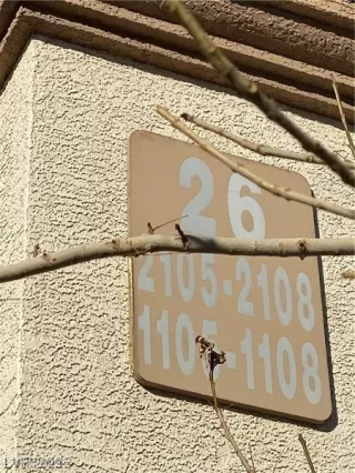 Photo #2: 2480369 Listing 