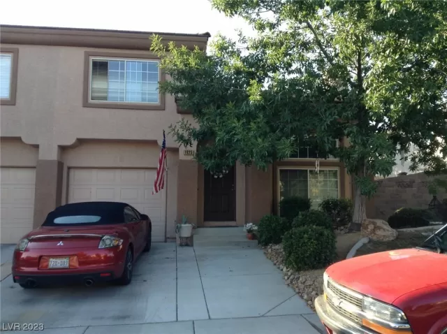 MLS: 2480387 Condo For Sale