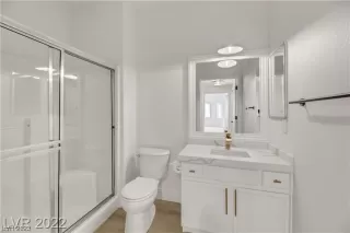 Photo #6: 2480454 Listing 