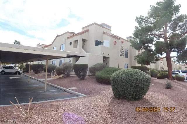 MLS: 2480540 Condo For Sale