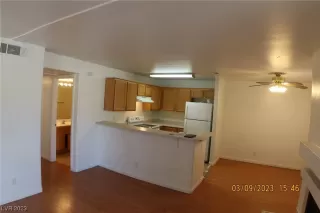 Photo #4: 2480540 Listing 