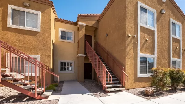 MLS: 2480562 Condo For Sale