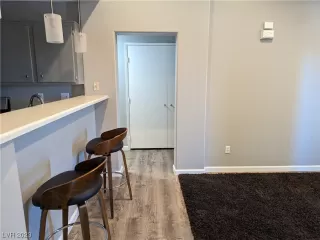 Photo #1: 2480573 Listing 