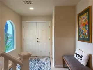 Photo #4: 2480640 Listing 