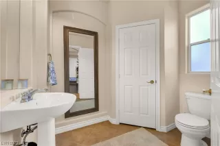 Photo #6: 2480640 Listing 