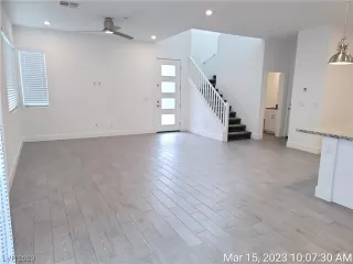 Photo #5: 2480695 Listing 