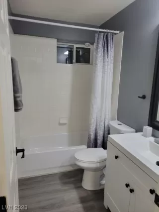 Photo #3: 2480724 Listing