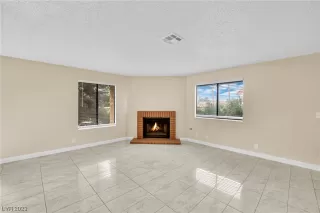 Photo #2: 2480725 Listing 