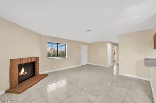 Photo #3: 2480725 Listing 