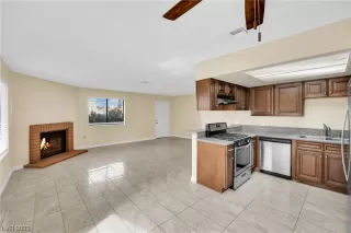 Photo #5: 2480725 Listing 