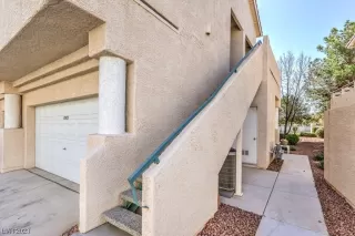 Photo #2: 2480739 Listing