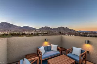 Photo #2: 2480748 Listing 