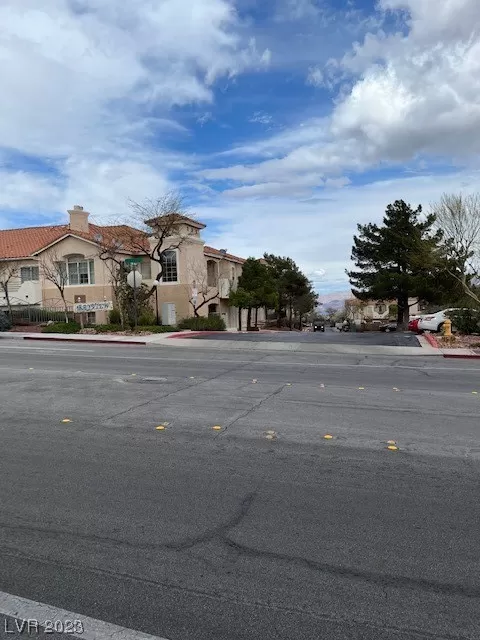 MLS: 2480755 Condo For Sale