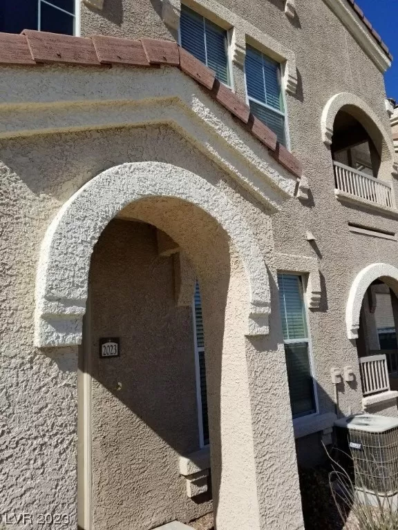 MLS: 2480762 Condo For Sale