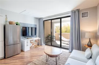 Photo #6: 2480767 Listing 