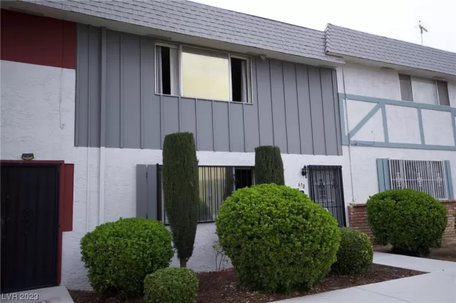 MLS: 2480769 Condo For Sale