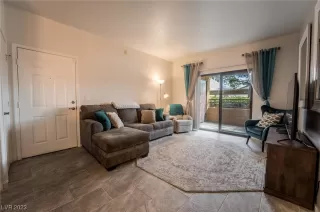 Photo #2: 2480775 Listing