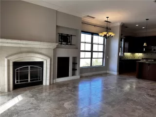 Photo #6: 2480783 Listing 