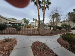 Photo #3: 2480803 Listing 