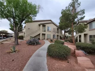 Photo #4: 2480803 Listing 