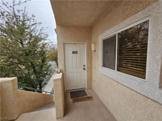 Photo #1: 2480831 Listing