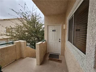 Photo #2: 2480831 Listing