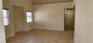 Photo #6: 2480831 Listing