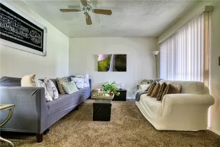 Photo #4: 2480836 Listing 