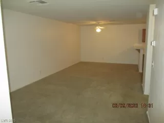 Photo #3: 2480885 Listing 