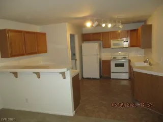 Photo #6: 2480885 Listing 