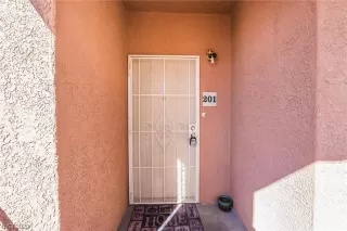 Photo #5: 2480924 Listing 