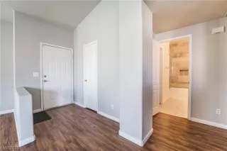 Photo #6: 2480924 Listing 