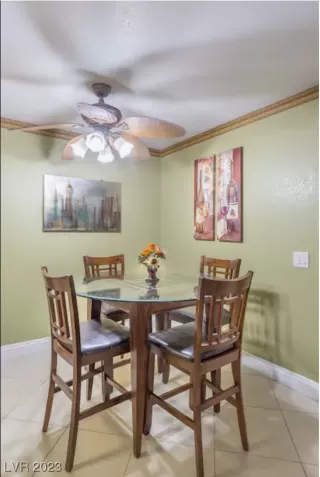 Photo #4: 2480937 Listing 