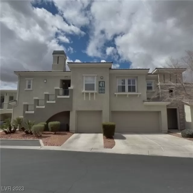 MLS: 2480976 Condo For Sale