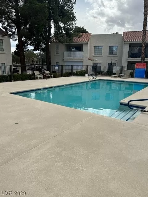 MLS: 2480999 Condo For Sale