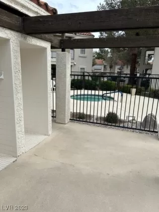 Photo #1: 2480999 Listing 