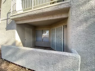 Photo #1: 2481024 Listing 