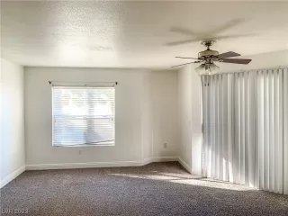 Photo #3: 2481024 Listing 