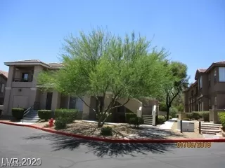 Photo #2: 2481052 Listing 