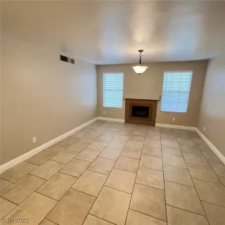 Photo #3: 2481065 Listing 