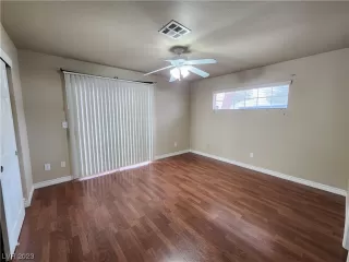 Photo #5: 2481068 Listing