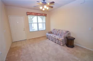 Photo #5: 2481092 Listing