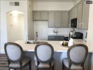 Photo #3: 2481114 Listing 